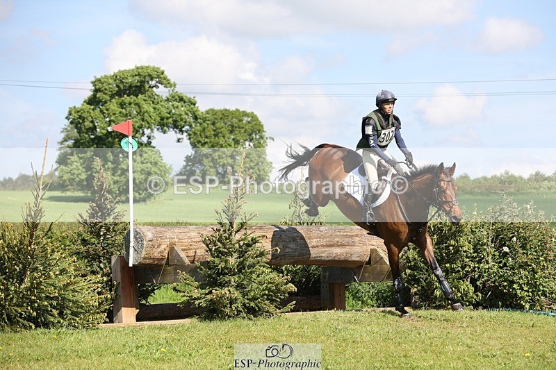 240525-093658-11869 - 302-BGS_LUX_ELECTRIC-Emily_Philp