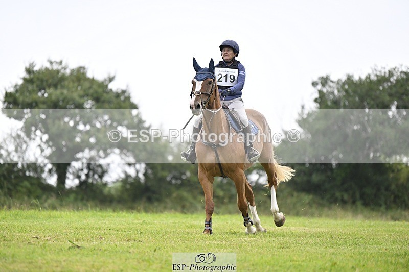 240831A-155548-05097 - 219-Julie.Milkins-R-GIUPETTE.DI.NALA