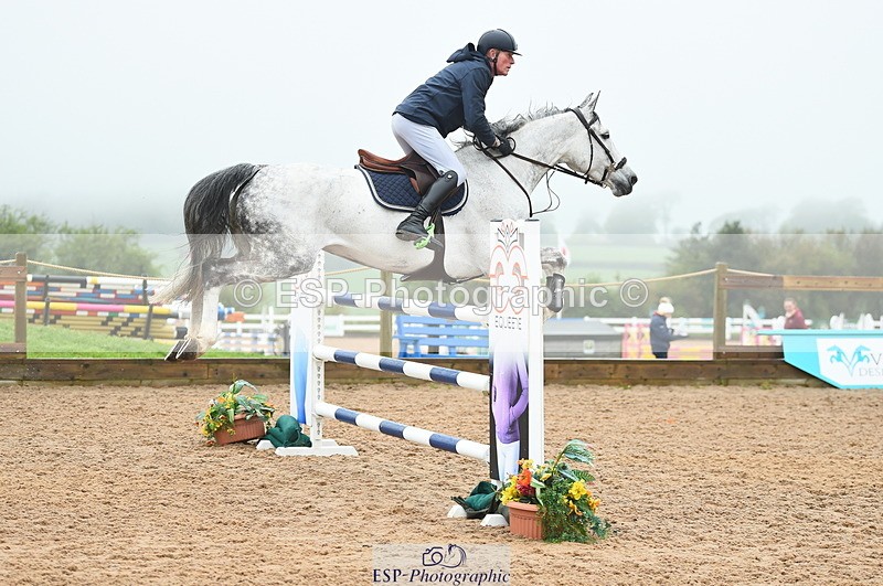230505A-094958-02779 - Cls 20 Snr Foxhunter