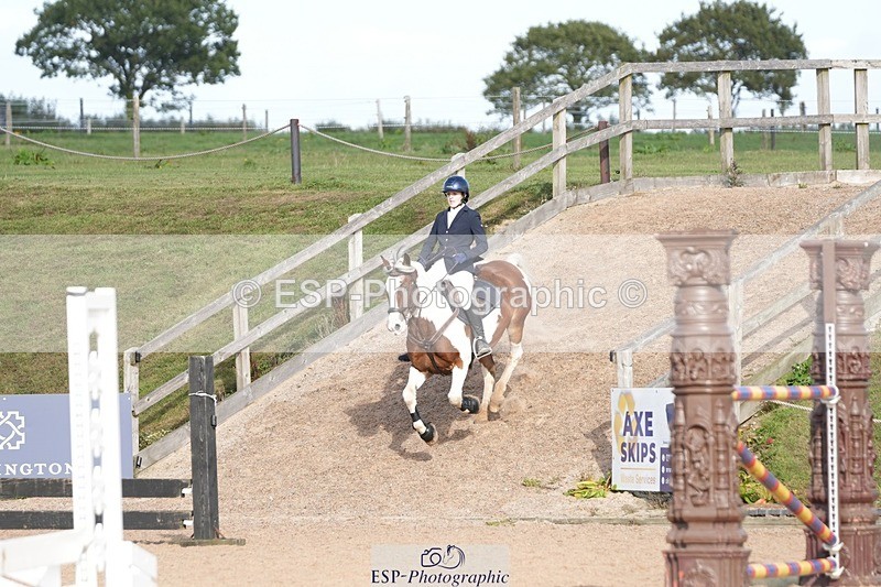 260926-155620-01333 - Cls 13 70cm Speed Derby