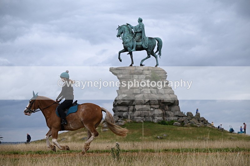 DSC_5188 - Time at Statue 11:10 to 11:42