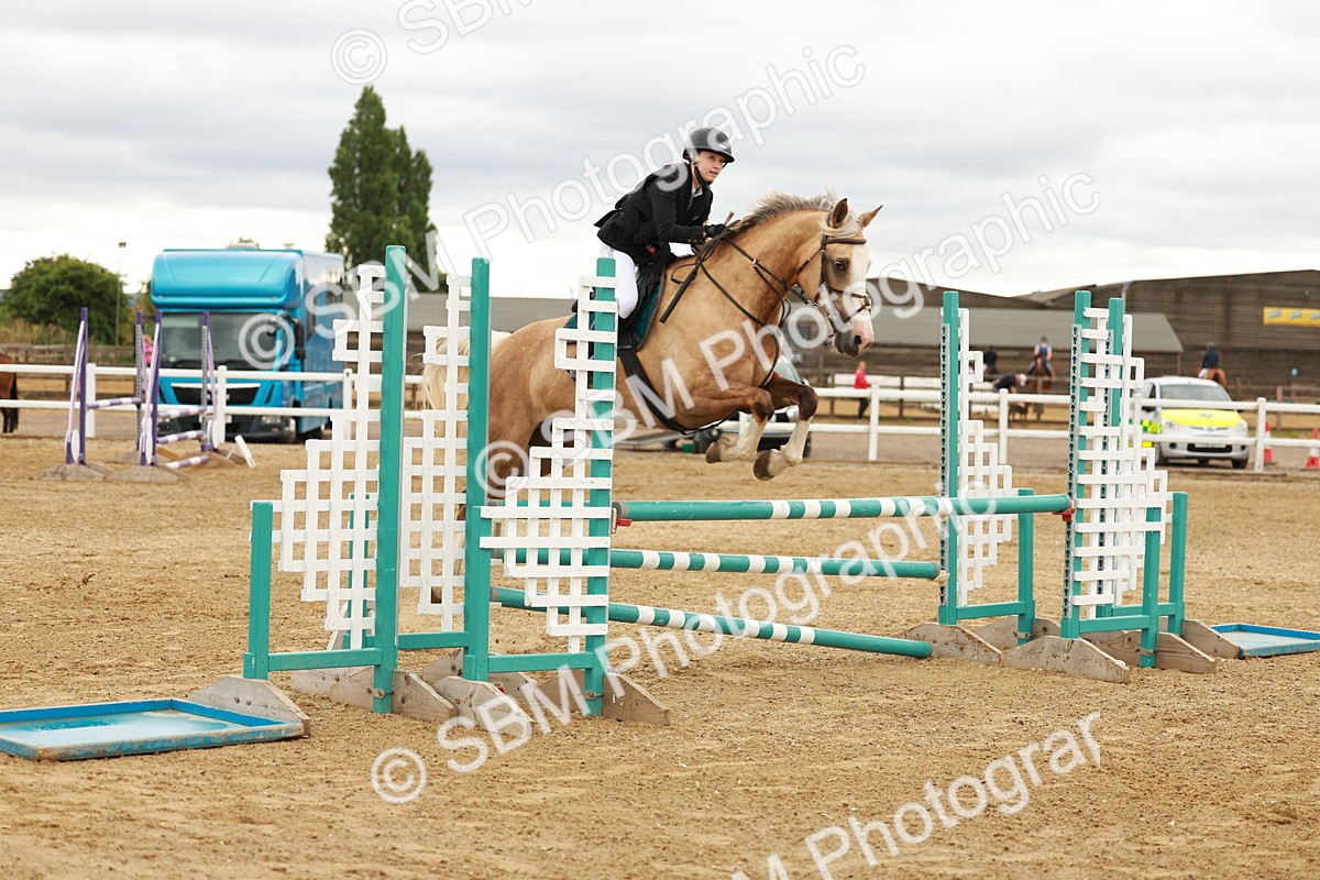SBM_001608 - Class 9 - Senior British Novice - 90cm