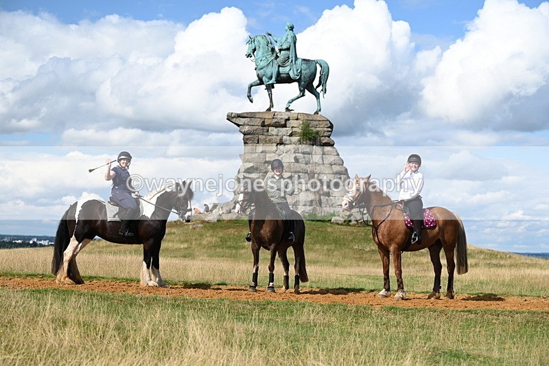 DSC_0266 - Time at Statue 15:58 to 16:05