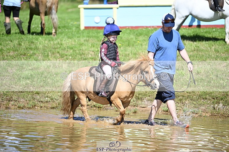 240728B-110910-01130 - Gemma's Group XC