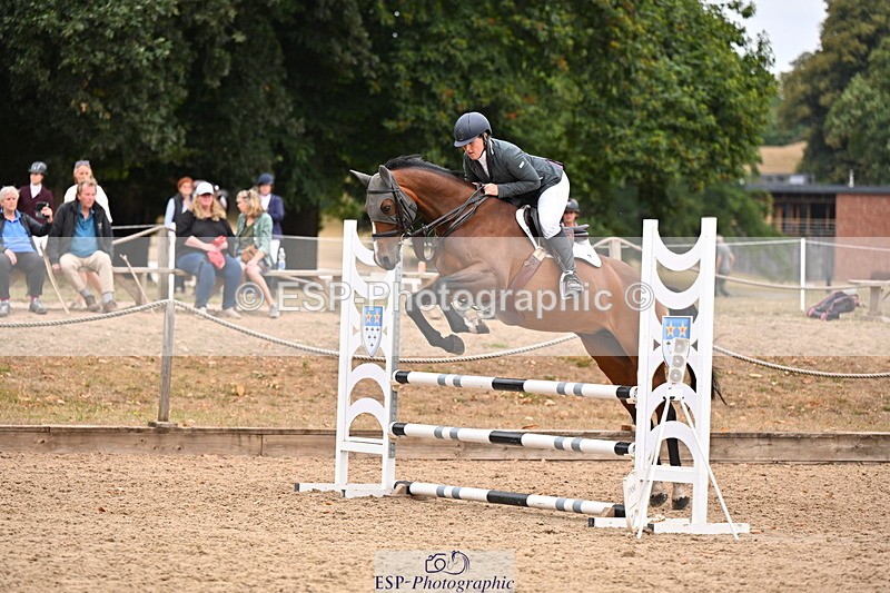 250817A-110431-04000 - Cls 16 Snr British Novice