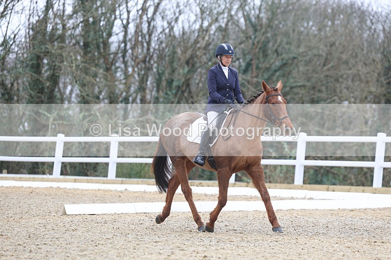 3E7A1053 - Class 6: Novice 1 2024 Section B