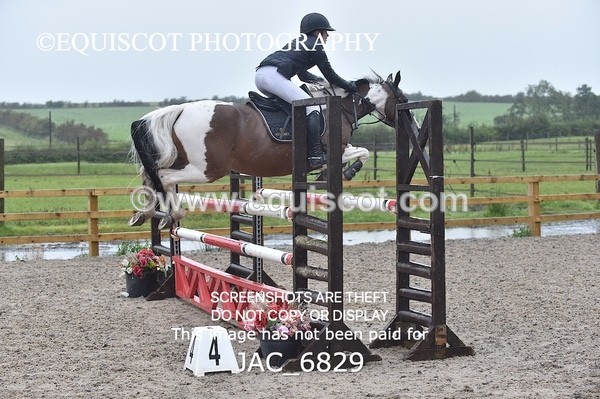 JAC_6829 - CLASS 19 SUN Pony Foxhunter/ 1.10m Open