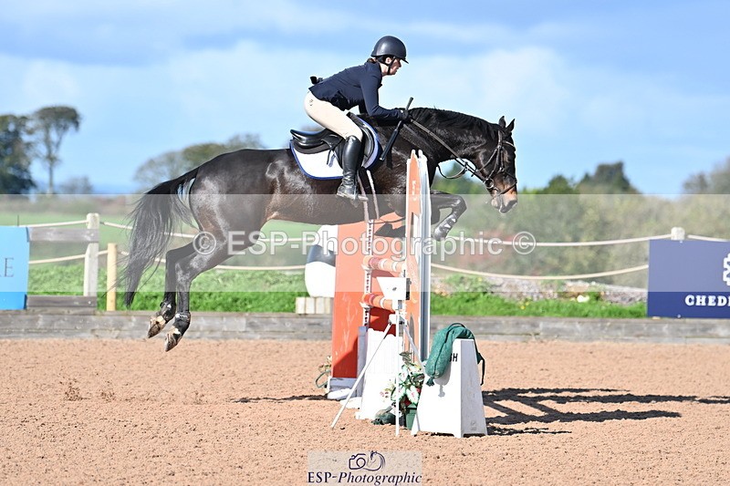 231014A-114132-04461 - Cls 18 Newcomers & 1.10m Open