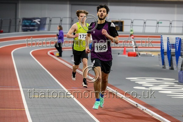StudInd-913982 - Track Male Set One