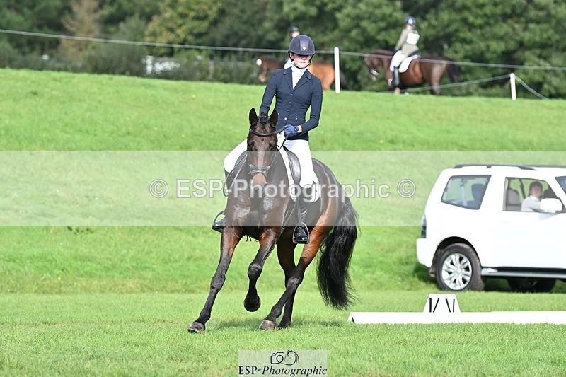 231020-111154-07811 - 645-COOLEY.CORPELLO-Francesca.Swallow-DR