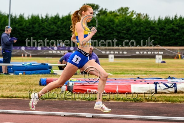 Sen25SAT-912769 - Track Female Set One