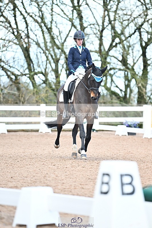 240218A-105551-05742 - 232-Alys.Matravers-VORVASHILL.VERTIGO