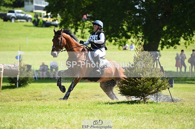 230527-102248-08536 - 253-MY_EASTWOOD_BRIGHTSIDE-Darcy_Zander-XC