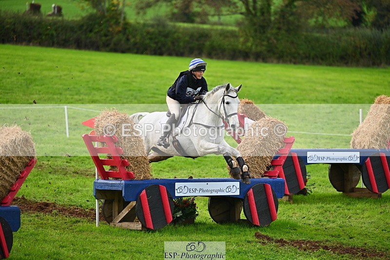 251025A-154046-21460 - G-572-Laura.Pitman With Trot Up