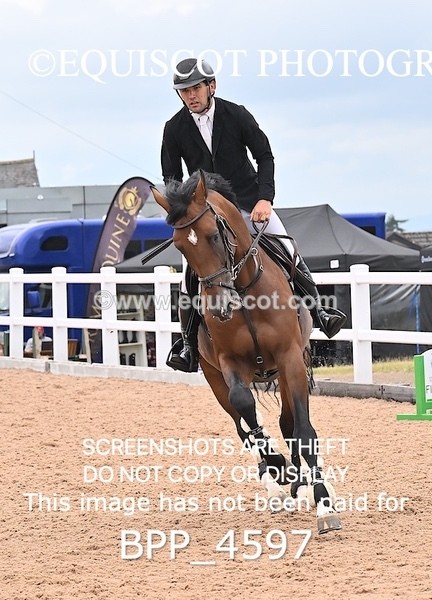 BPP_4597 - CLASS 5 WED Redpost Equestrian Senior Foxhunter/1.20m Open