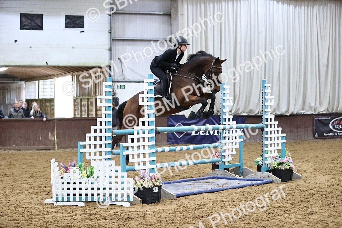 SBM_007725 - Class 19 - Senior Newcomers 1.10m