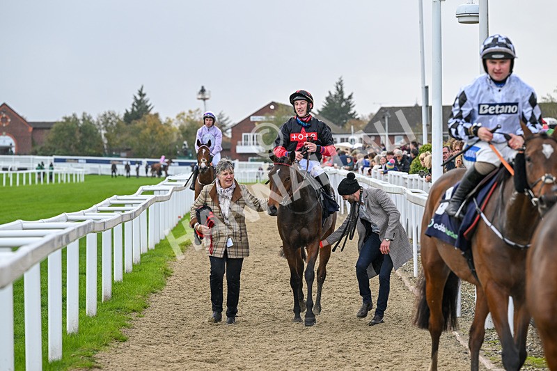 241025-Race 4-Jaminska-4013 - Race 4