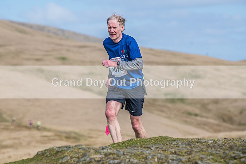 Arant haw-304 - Kendal Winter League Arant Haw Fell Races Sunday 2nd April 2023
