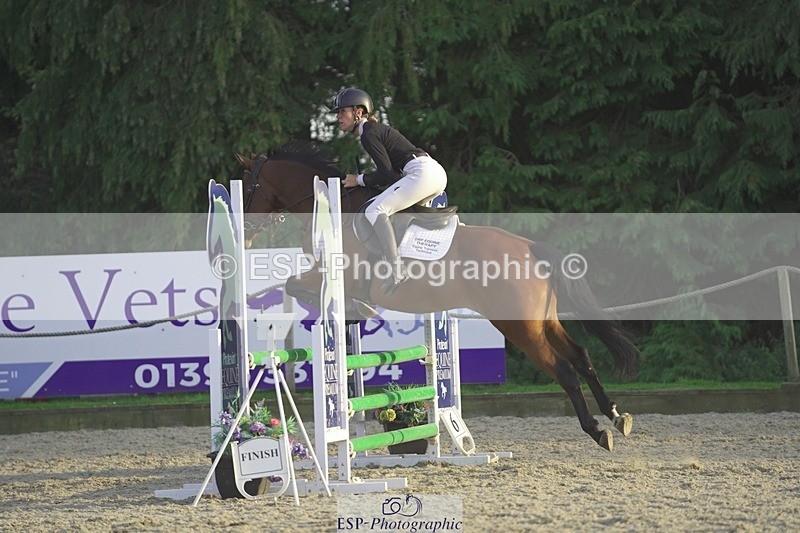 230909-183818-08349 - Cls 21 Club 90cm