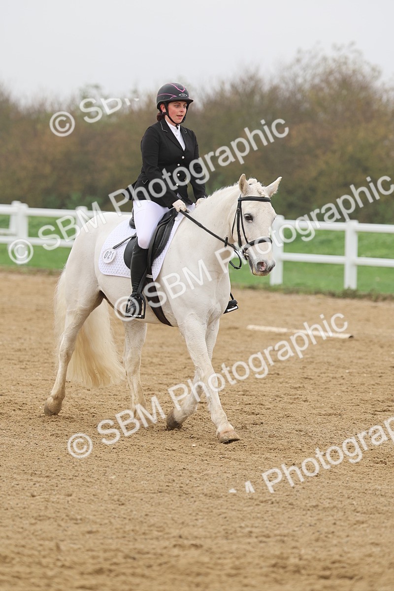 SBM_002070 - Class 5 - Novice 27