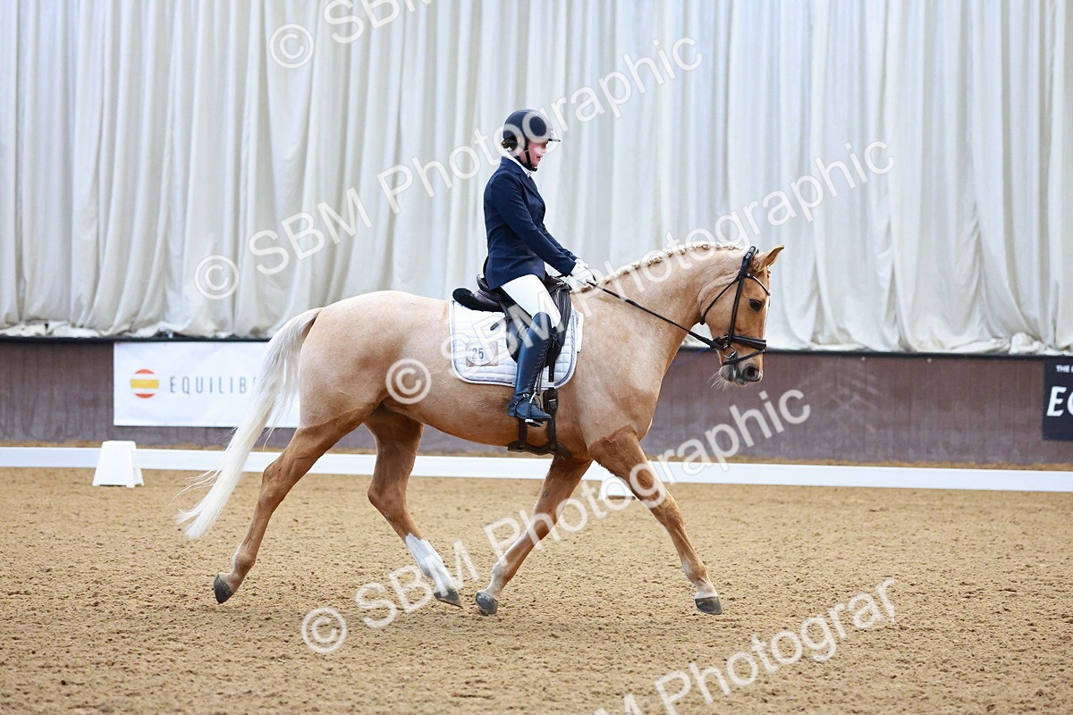 SBM_001152 - Class 18-15-16-22 - Elementary 5 Novice 5-Novice 6