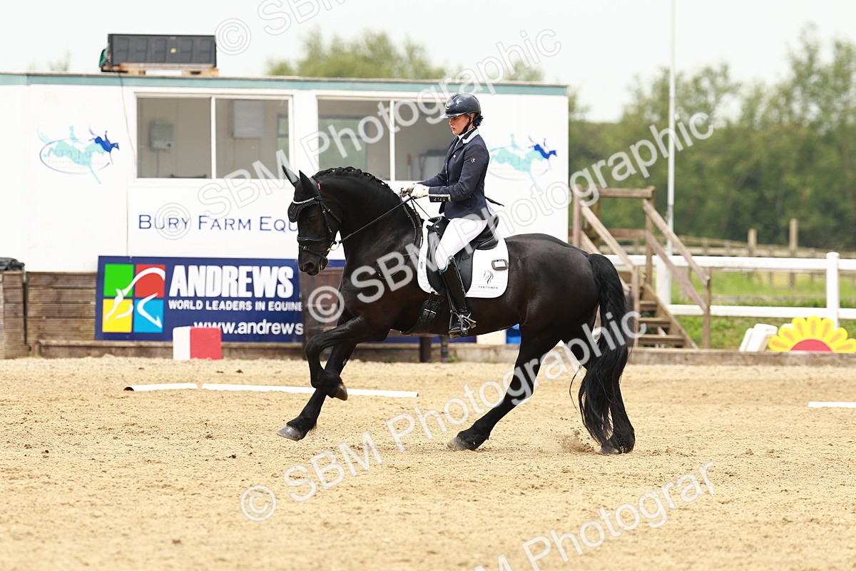 SBM_000994 - Class 6 - Novice 4