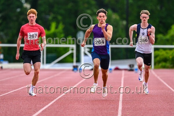 ComMast25-928805 - Track Male Set One