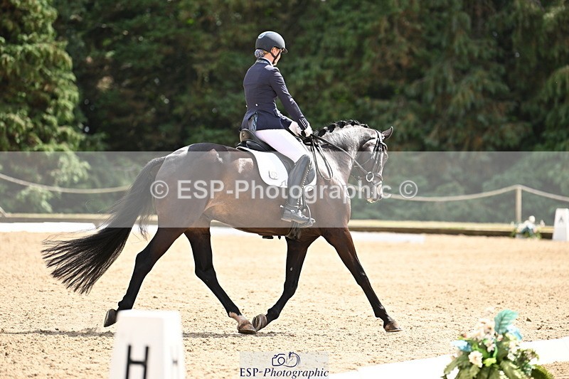 250808A-143713-00949 - 032-Caitlin.BurgessFurst.Sandreo.MFS