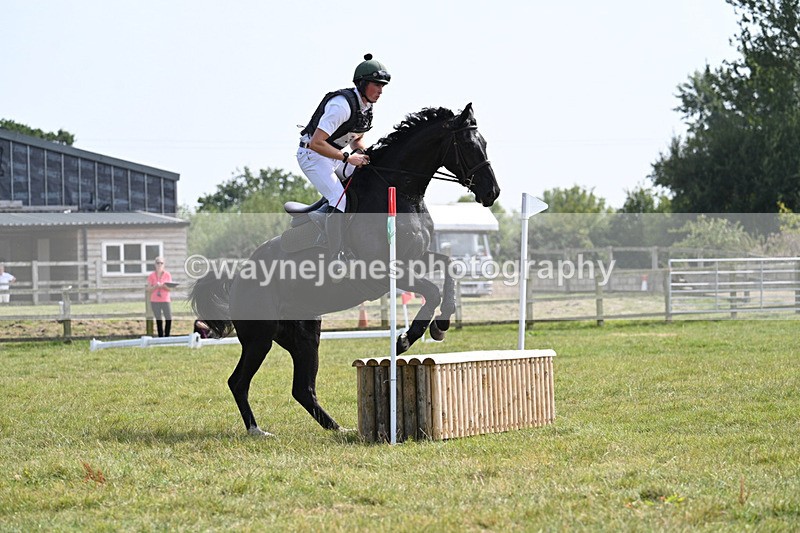 WJ7_7644 - 60cm XC Time 14:21 to 14:47