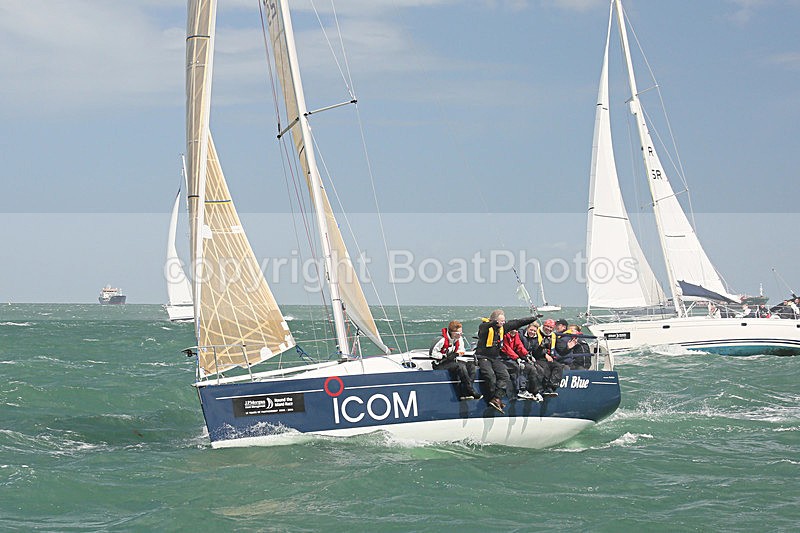 160702 COOL BLUE - GBR2907R - ROUND THE ISLAND Y92A3220_E - ROUND THE ISLAND 2016