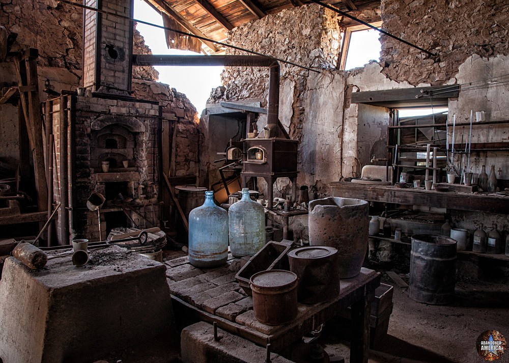 Vulture City, Arizona | Kitchen - Vulture City