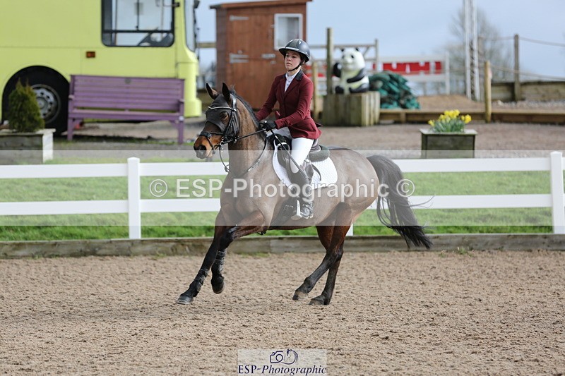 240211A-123334-02747 - Cls 6 Pony Foxhunter & 1.10m Open