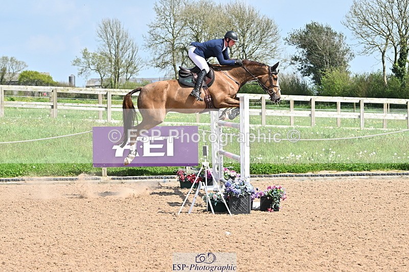 240509A-145353-02552 - Cls 11 National 1.40m Open