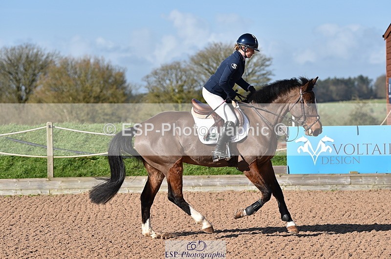 240306A-101144-00720 - Cls 1 British Novice and 90cm Open