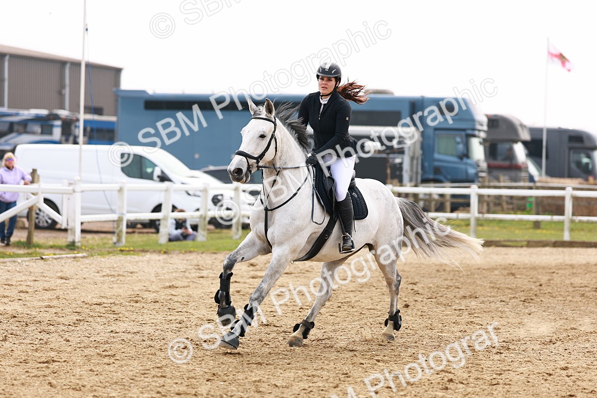  - Class 18 - Senior Newcomers - 1.10m