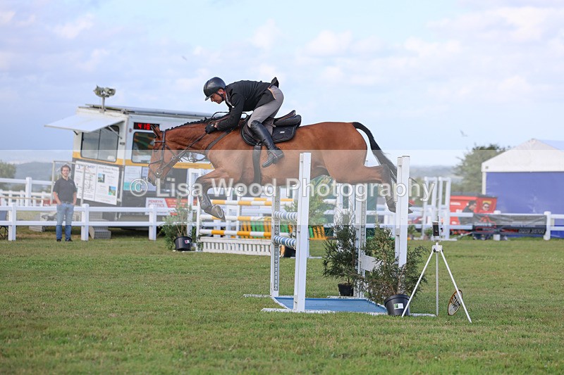 3E7A4796 - Class C1: Showjumping Senior Newcomers/1.10m open