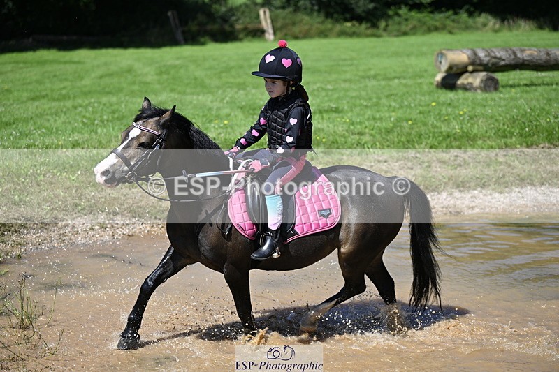 240728B-112129-00953 - Theo's Group XC