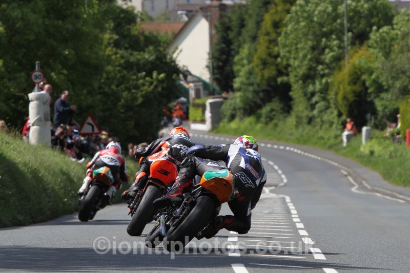 Jamie Hamilton Kawasaki / Stewart Smith Racing. - Bikenation Lightweight TT