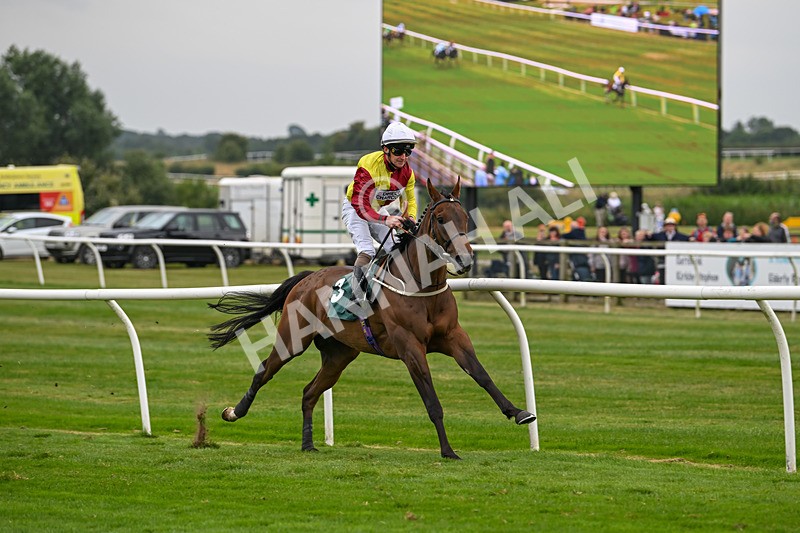 190824-Race 4-LEagle Aid-3727 - Race 4