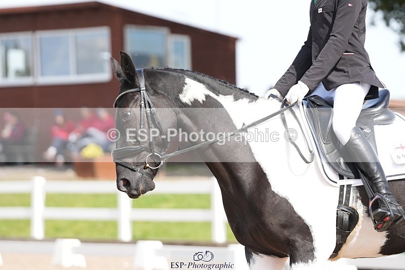 250906-134901-03768 - 020-Leo.De-ValentinoBarfields.Cosmopolitan