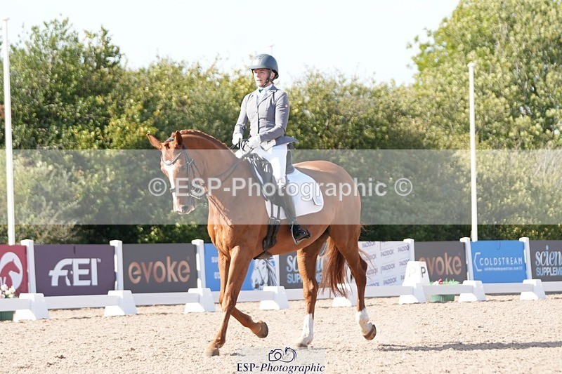 250906-160713-04950 - 051-Yvonne.MasonGF.Demellia