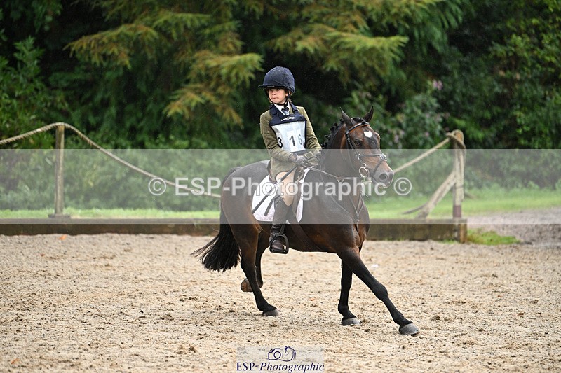 240824X-095435-23425 - 70cm Round 2 9.30 to 10.30