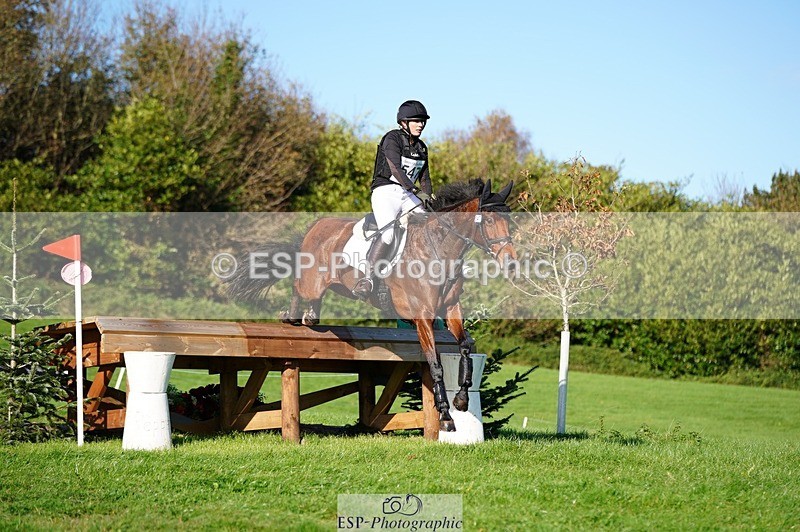 241026-145430-14257 - 547-Lara.Salter-NAOMIE.VAN.DE.BROUWERSHOEVE