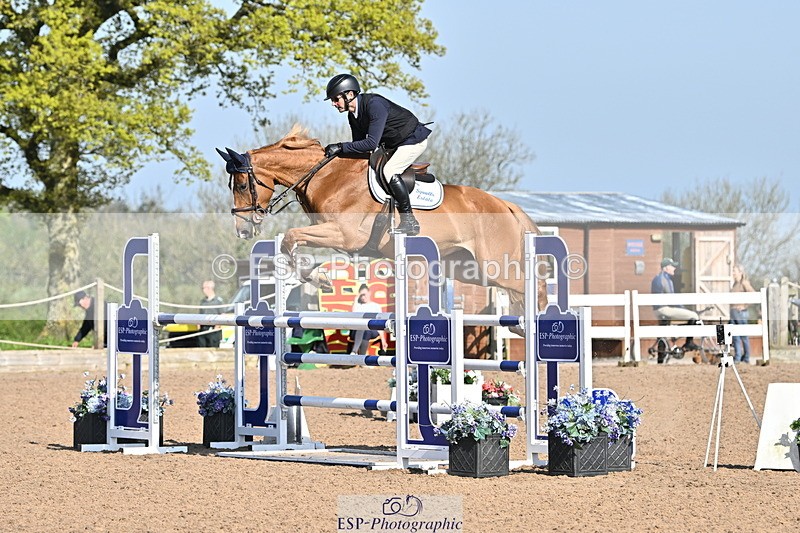 240509A-091824-00517 - Cls 8 Foxhunter