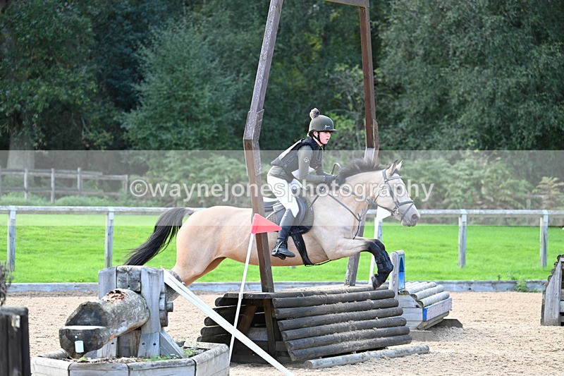 WJ7_5933 - Time 16:18 to 16:39