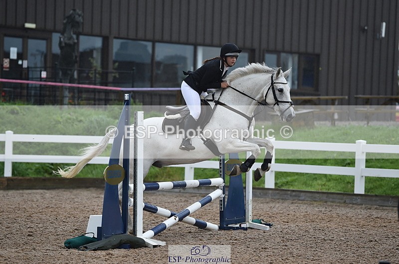 220829A-161524-00172 - 70cm Classes 3a 3b & 4