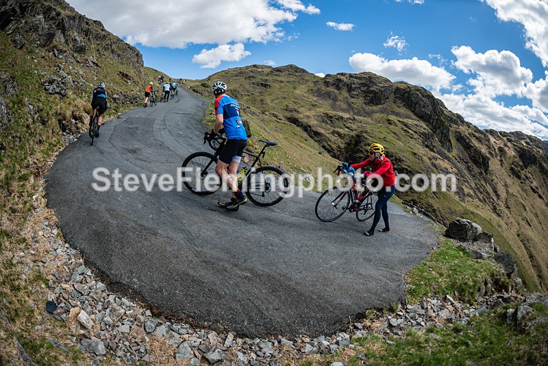 144007 - Hardknott Hairpin 14.00 - 15.00