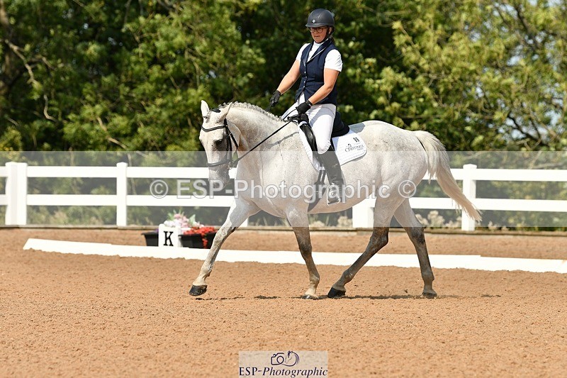 250817-120439-08754 - 099-Essie.BarkerBloody.Nora