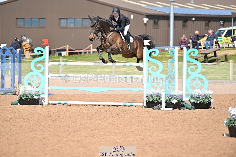 240418A-114902-02695 - Cls 5, 2 Star Medium Tour 1.35m