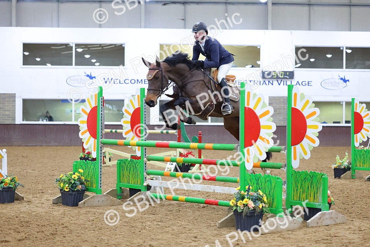 1I0A4825 - Class 9 - Senior Newcomers/ 1.10m Open